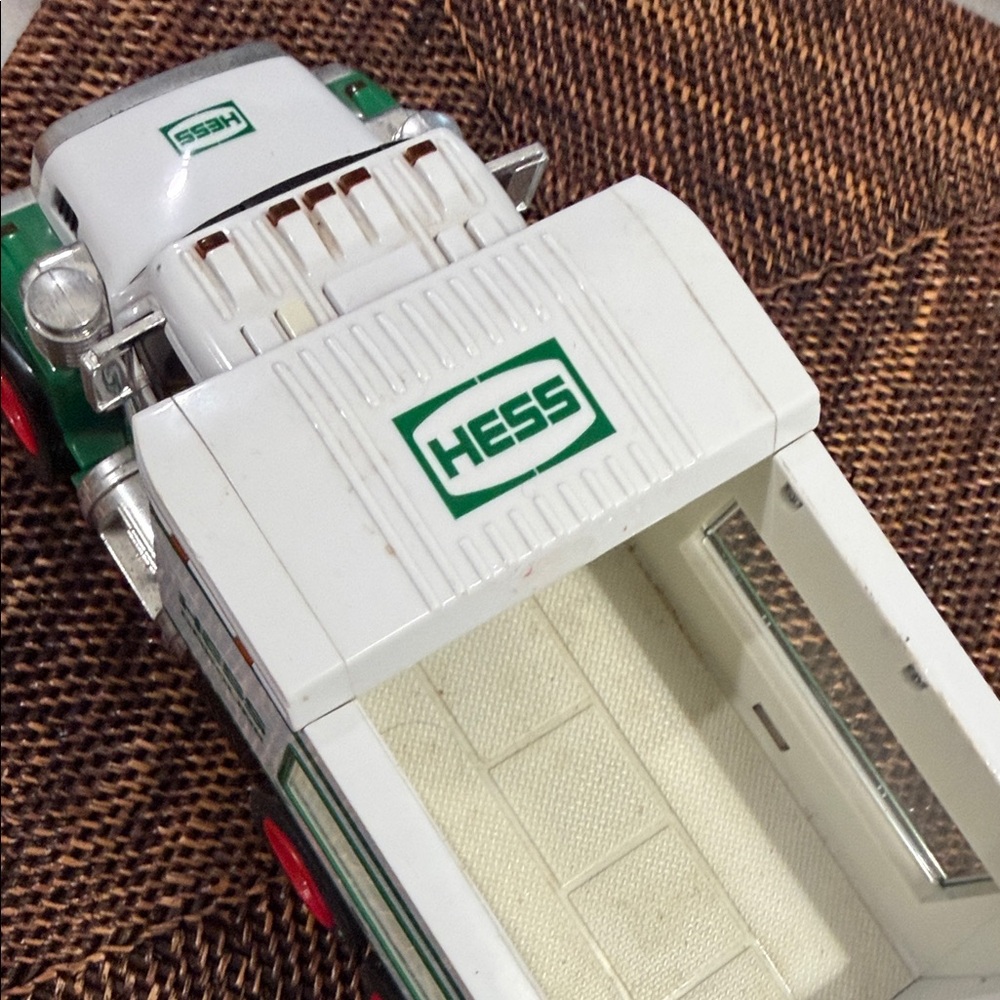 Green and White 2008 Hess Collectible Toy Truck with Working Lights - Picture 7 of 16